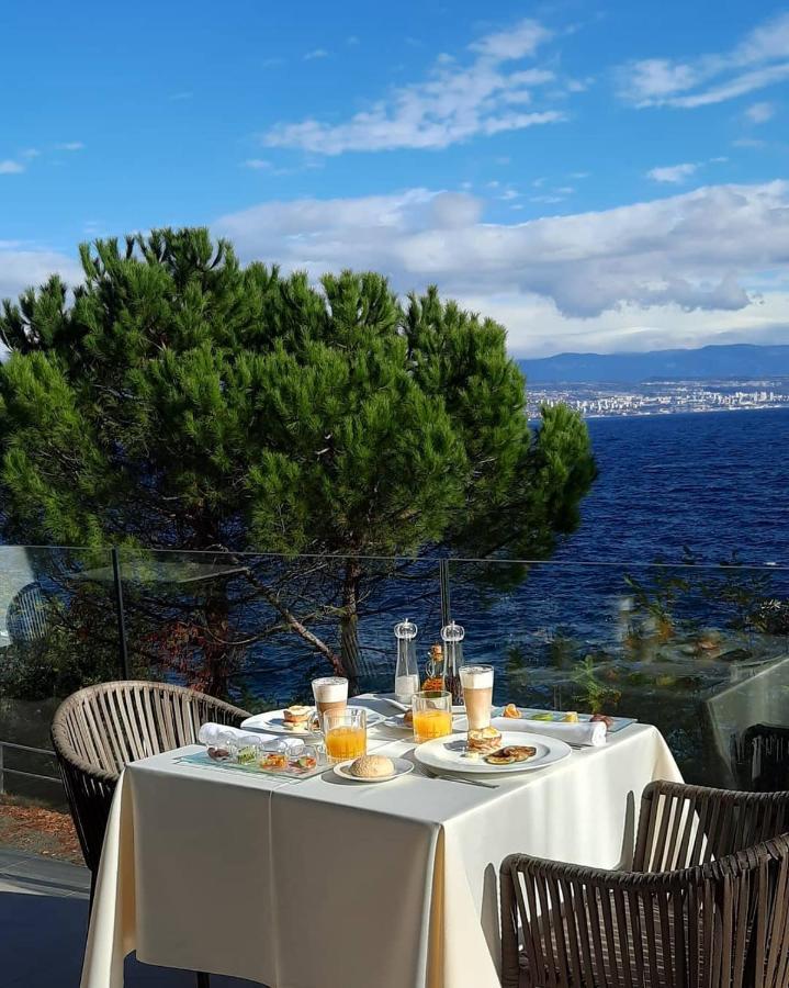 Boutique Hotel Acacia Lovran Buitenkant foto