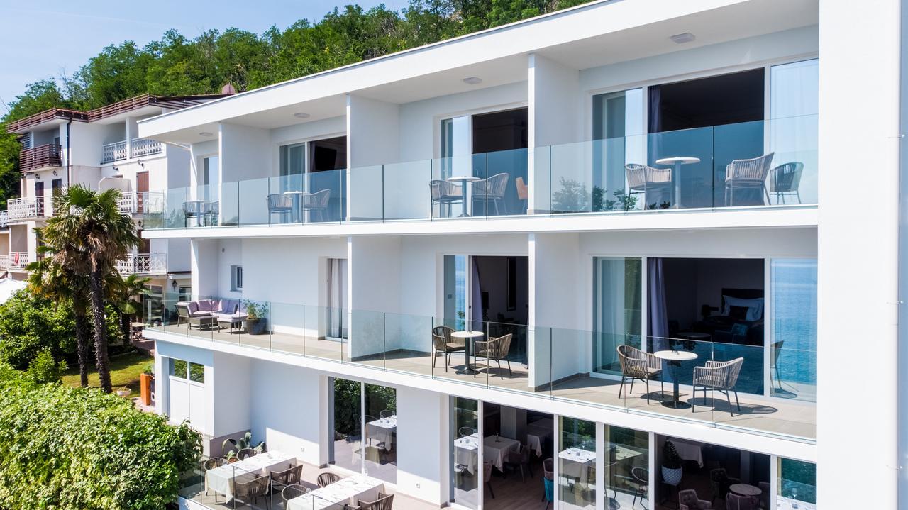 Boutique Hotel Acacia Lovran Buitenkant foto