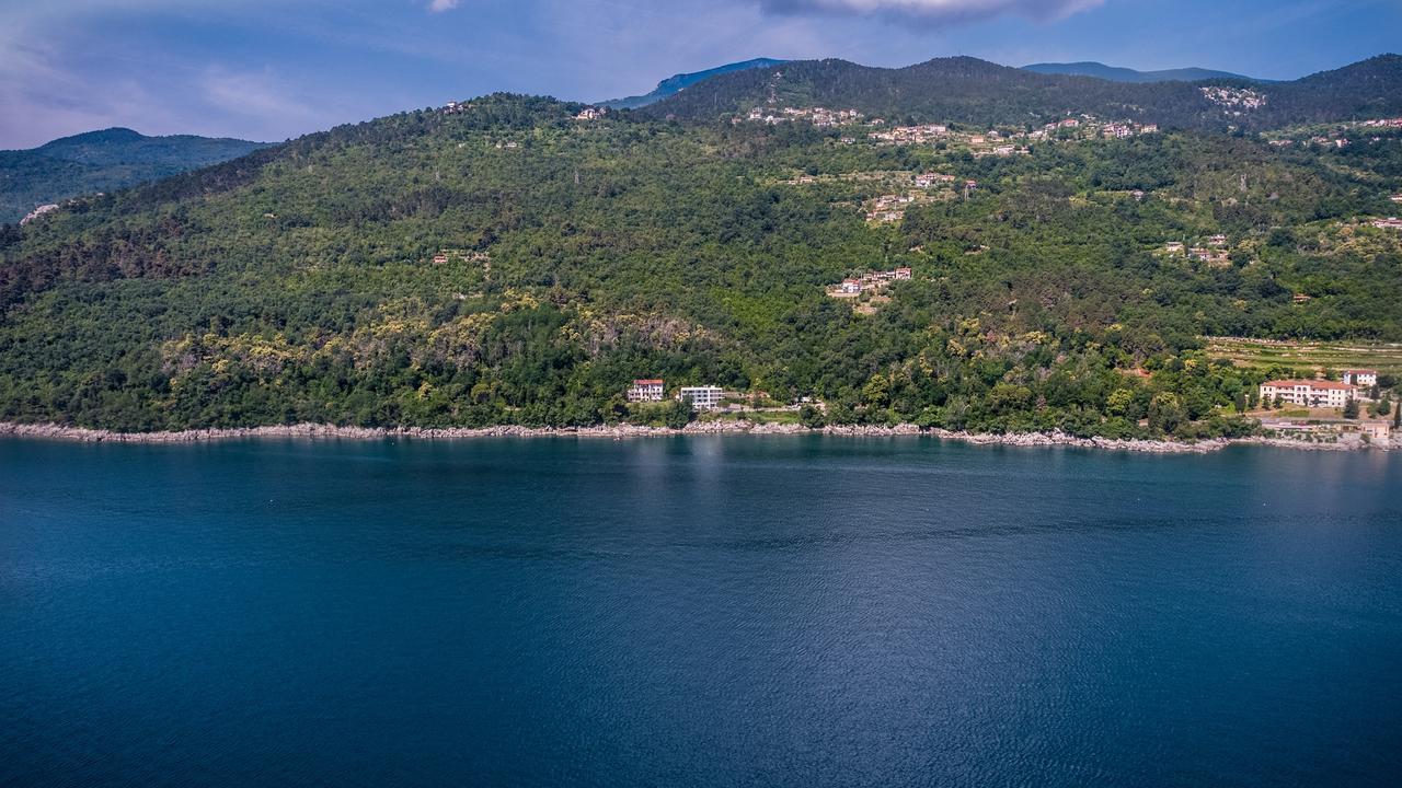Boutique Hotel Acacia Lovran Buitenkant foto