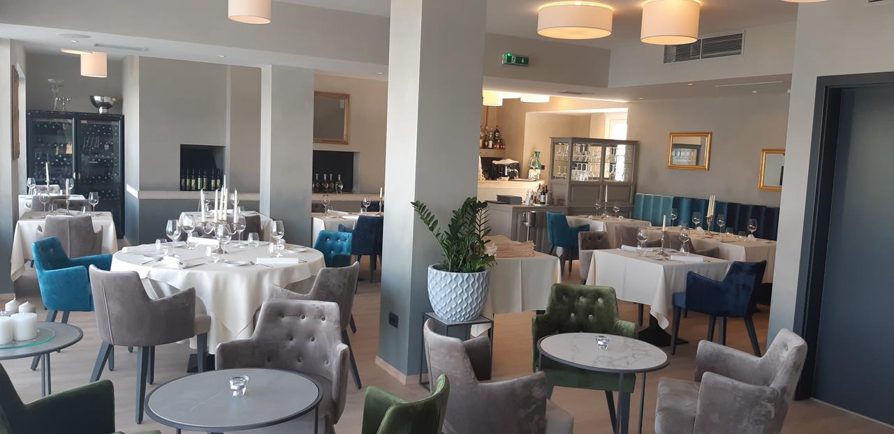 Boutique Hotel Acacia Lovran Buitenkant foto